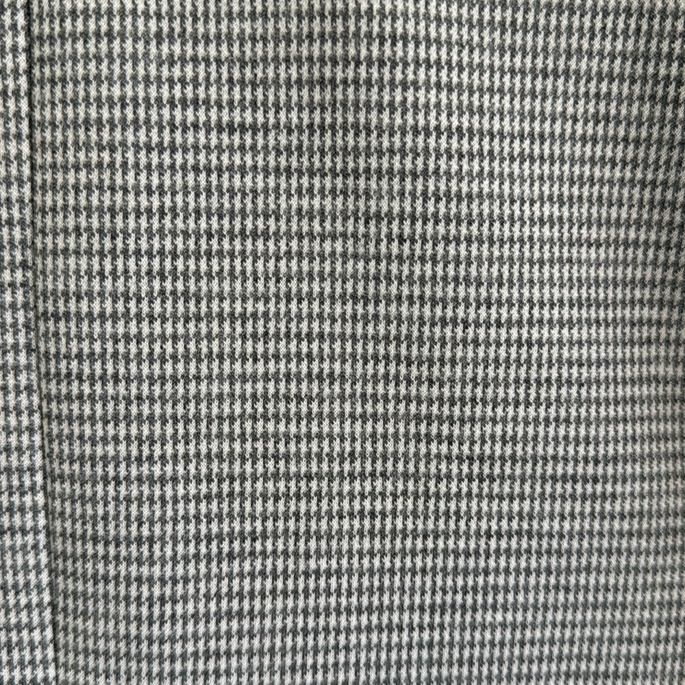Women’s Ann Taylor Petite Cutaway Blazer in Houndstooth Knit - Picture 4 of 4